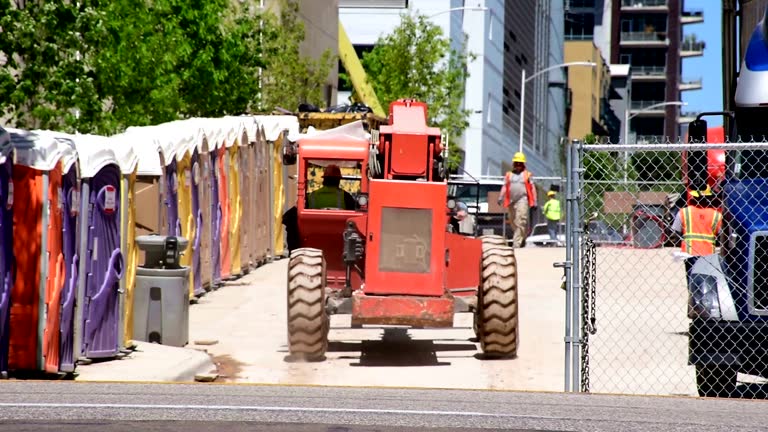 Best Portable Restroom Maintenance and Cleaning  in Edcouch, TX